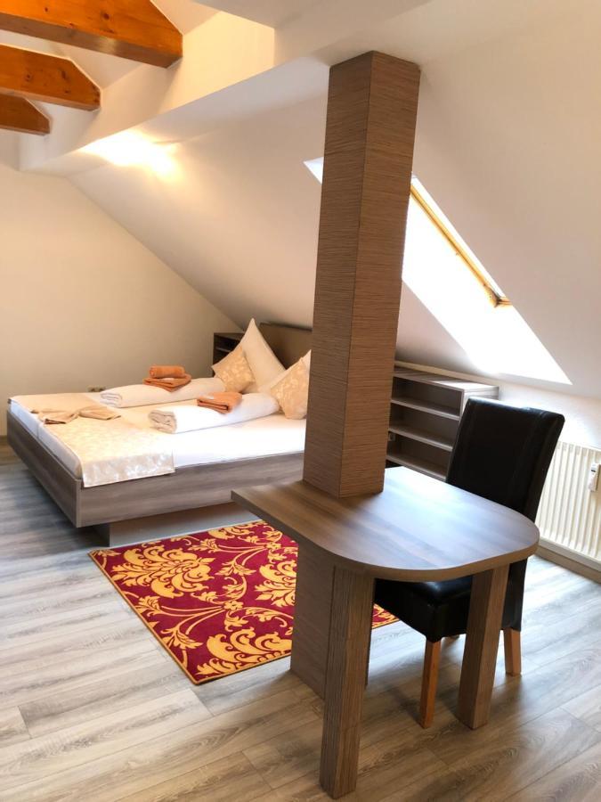 Pension Goldenes Vogtland Adorf Esterno foto