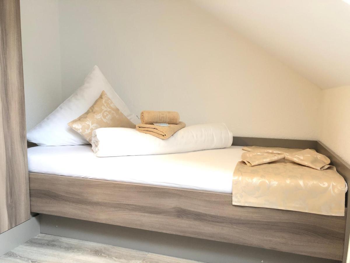 Pension Goldenes Vogtland Adorf Esterno foto