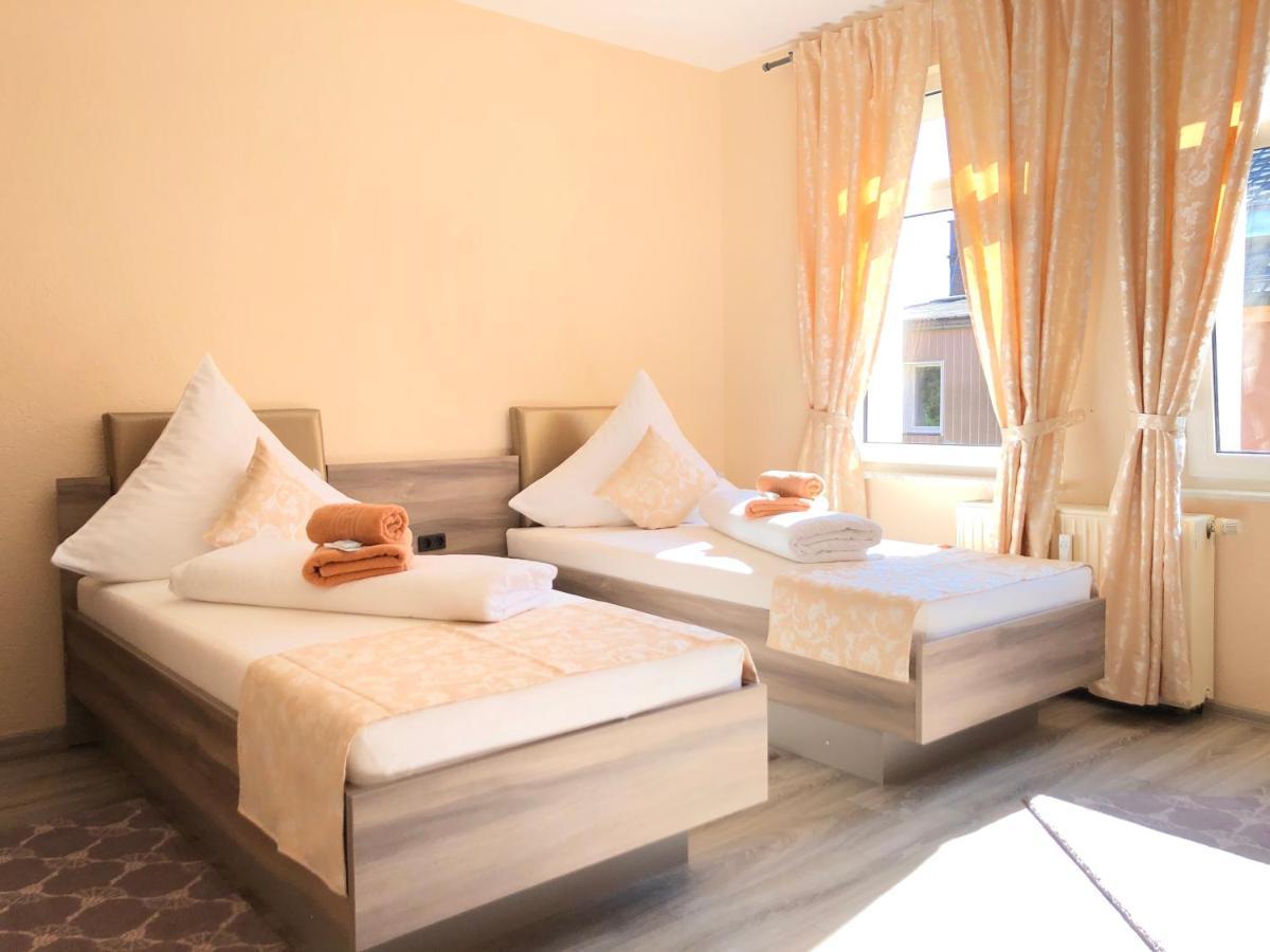 Pension Goldenes Vogtland Adorf Esterno foto