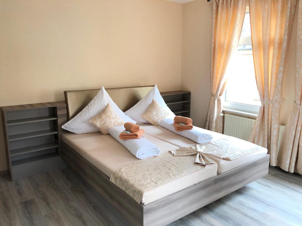 Pension Goldenes Vogtland Adorf Esterno foto